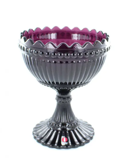 Mariskooli, Iittala, Tummanliila -luumu, Marimekko silkkitarra korkeus 125mm, pohjassa käyttökulumaa Lähetetään postipakettina.