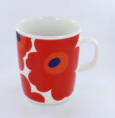 Muki 2,5dl, Oiva/Unikko Marimekko Lähetetään postipakettina.