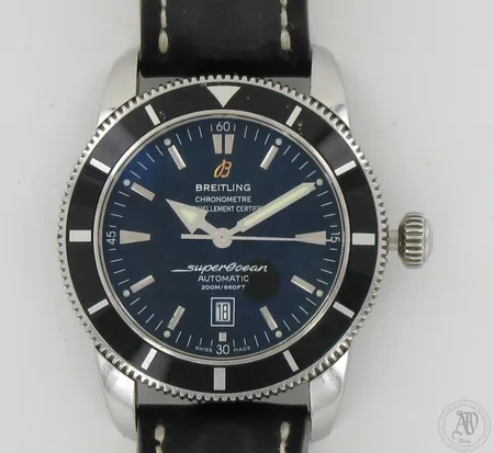 Teräsrannekello Breitling Superocean, käytön jälkiä, automaatti, ref:A7738011-G600 A17320, sarjanumero 1233915, taulun Ø 46mm, hihnan pituus 220mm, kotelo, laatikko, takuutodistus 4/2010 Kulta-Aika