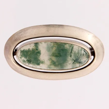 Kivirintaneula, leveys 41mm, korkeus 23mm, valmistaja Granit Erik & Co , vuodelta 1962, Helsinki, 813br,  Paino: 10,4 g