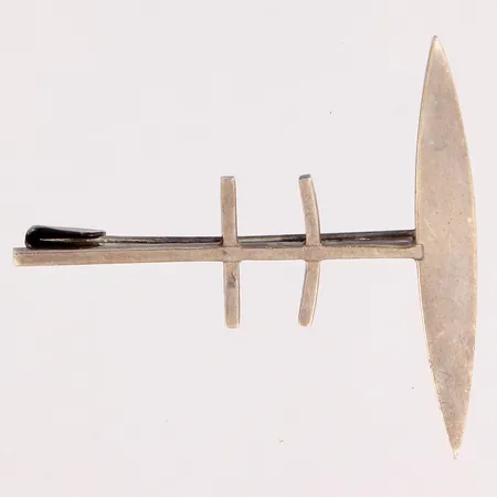 Rintaneula, korkeus 36mm, leveys 38mm, nimileima RLn (Risto Lehtonen), Vuodelta 1958, Helsinki, 813, Paino: 3,7 g