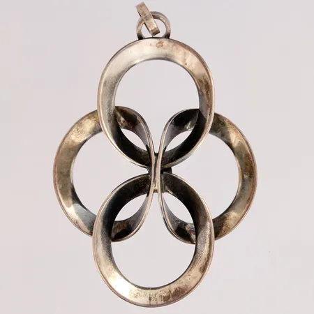 Riipus, korkeus 65mm, vuodelta 1973, design Erik Granit & Co, 925,  Paino: 13,5 g