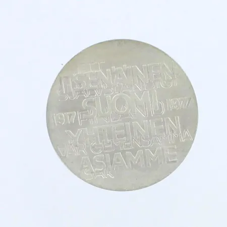 Juhlaraha, Itsenäinen Suomi 60 vuotta, nimellisarvo 10mk, 1917-1977, 500,  Paino: 21,8 g