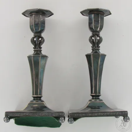 Kynttilänjalat, korkeus190mm, 813br, Paino: 493,7 g