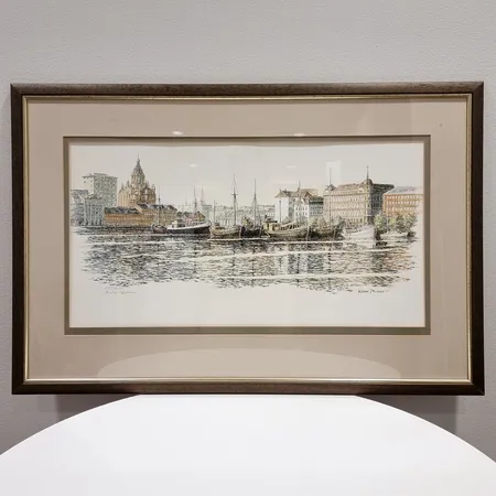 Grafiikka 102/190 Kimmo Pälikkö, mitat kehyksineen 85x56,5cm Ota yhteys panttilainaamoon kuljetusmaksusta sopimiseksi.