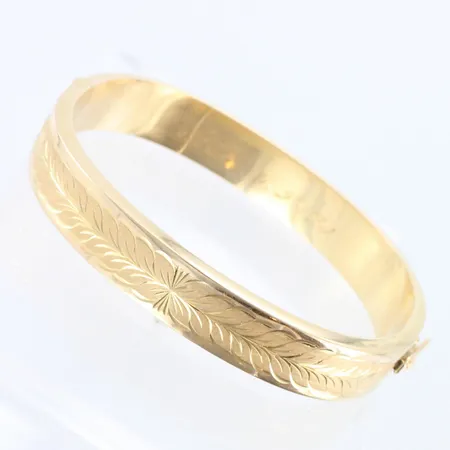 Kuvioitu rannerengas, kaiverrettu, Ø 57,5mm, 585,  Paino: 17,3 g