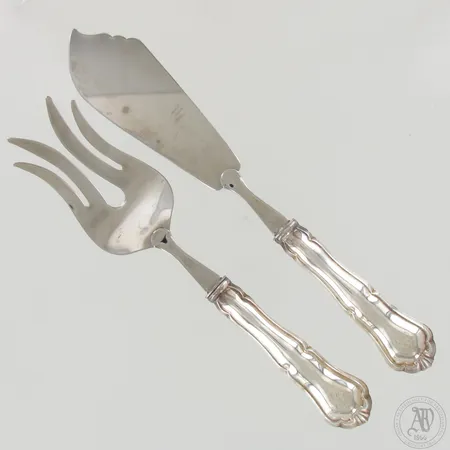 Kakkuottimet, kaiverrettu ja käytön jälkiä, Chippendale, pituudet 210-230mm, 830br,  Paino: 181,1 g