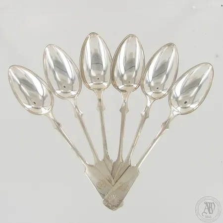 Kuusi jälkiruokalusikkaa, kaiverrettu ja käytön jälkiä, Musla, pituus 180mm, 813,  Paino: 197,5 g