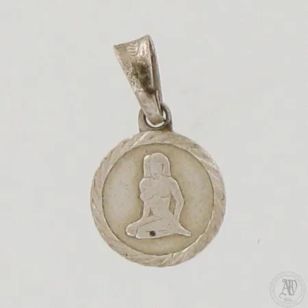 Horoskooppiriipus, käytön jälkiä, 925,  Paino: 0,8 g