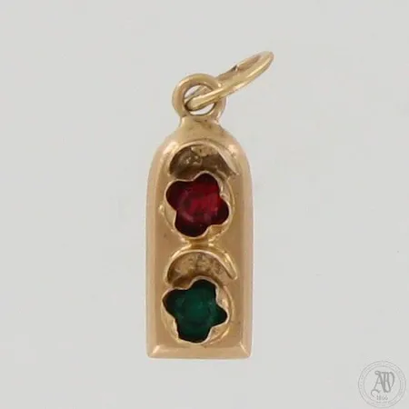 Kiviriipus, korkeus ja leveys 20mm ja 6mm, 585br,  Paino: 0,9 g