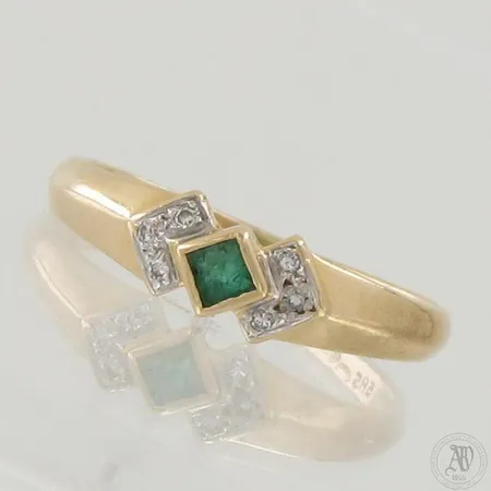 Kivisormus timanteilla 6xn.0.005ct, käytön jälkiä, koko 18, 585br, Paino: 1,8 g