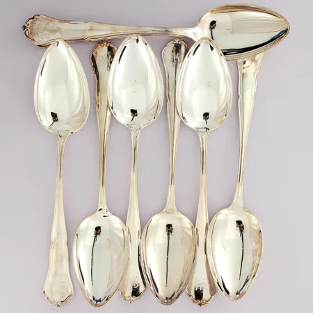 Yhdeksän ruokalusikkaa, Chippendale, kaiverrettu, pituus 200mm, 830, Paino: 470 g