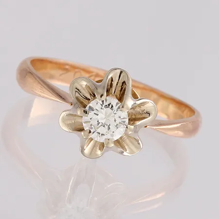 Timanttisormus 1xn.0.35ct, kuletissa sulkeuma, kaiverrettu, koko 17¼, 585, Paino: 3 g