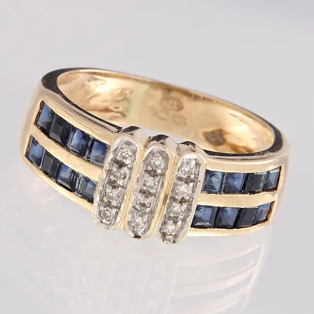 Timanttisormus kivillä 12xn0.005ct, kaiverrettu, koko15¾, 585br,  Paino: 3,2 g
