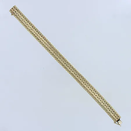 Rannekoru, pituus 190mm, leveys 105mm, 585,  Paino: 31,9 g