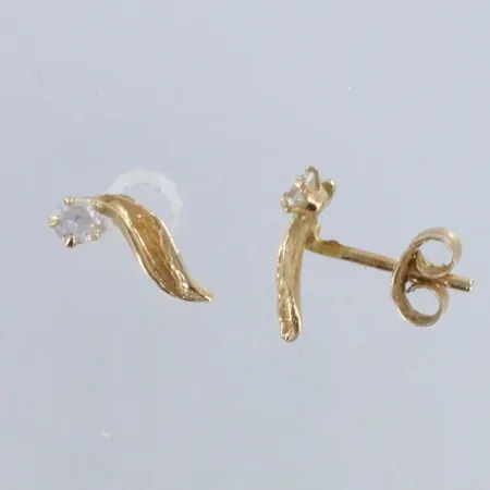 Kivikorvakorut, toinen tausta puuttuu, korkeus 10mm, 585br, Paino: 0,6g