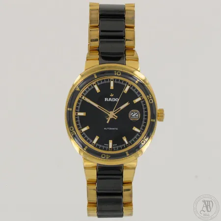 Keraaminen rannekello Rado R15961162, automaatti, sarjanumero 14754899, taulun Ø 45mm, rannekkeen pituus 190mm, pieniä käytön jälkiä, laatikko, takuukortti ja käyttöopas.  Lähetetään postipakettina.