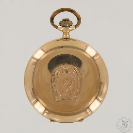 Viallinen kultataskukello, välikuori metallia, 585br,  Paino: 95,5 g