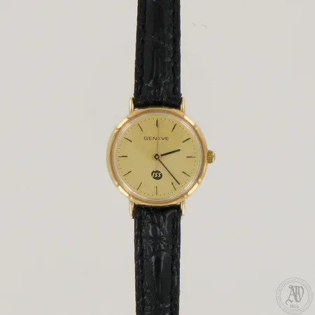 Kultarannekello Geneve, quartz, kaiverrettu, taulun Ø 24mm, rannekkeen pituus 155-195mm, 585br,  Paino: 10,3 g