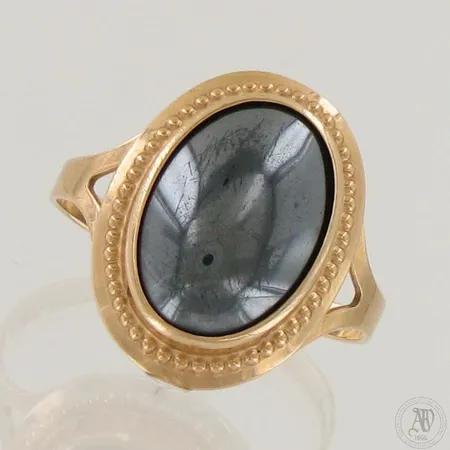 Viallinen kivisormus, 585br,  Paino: 2,8 g