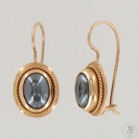 Kivikorvakorut, korkeus 18mm, 585br,  Paino: 1,8 g