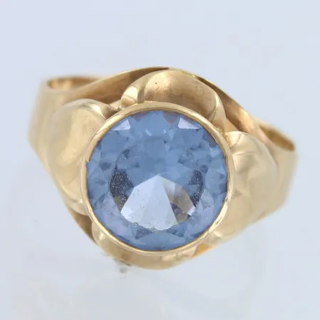 Kivisormus, kaiverrettu, koko 18½, 585br, Paino: 2,9 g