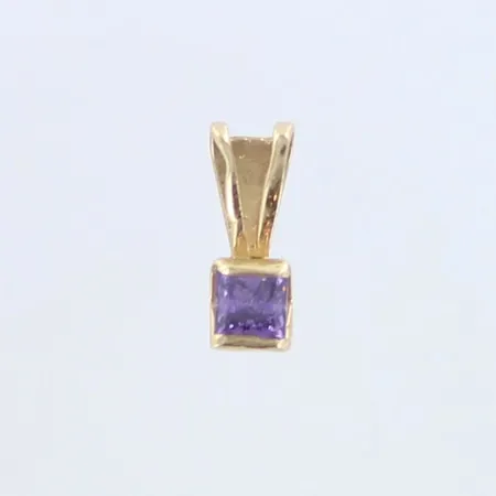 Kiviriipus, korkeus 10mm, 585br,  Paino: 0,4 g