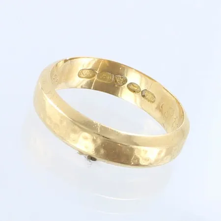 Kuvioitu sormus, käytön jälkiä, kaiverrettu, koko 18, 750,  Paino: 0 g