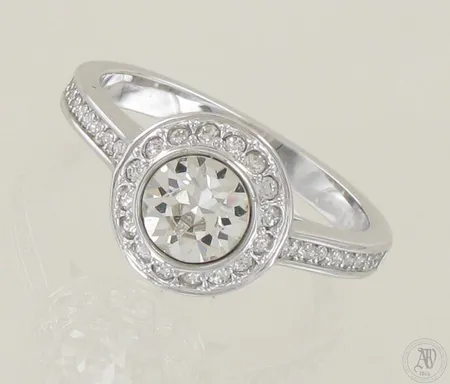 Sormus Swarovski, koko 18¼, metallia, rasia