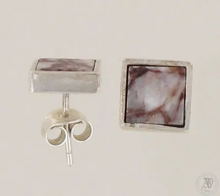 Kivikorvakorut, korkeus 8mm, 925br,  Paino: 2,6 g
