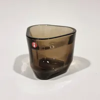 Kynttilälyhty Iittala, Tris, design Alfredo Häberli, korkeus 70mm, ruskea, käytön jälkiä Paino: 0 g
