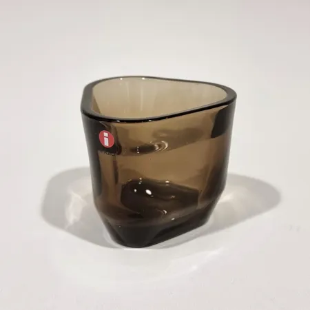 Kynttilälyhty Iittala, Tris, design Alfredo Häberli, korkeus 70mm, ruskea, käytön jälkiä