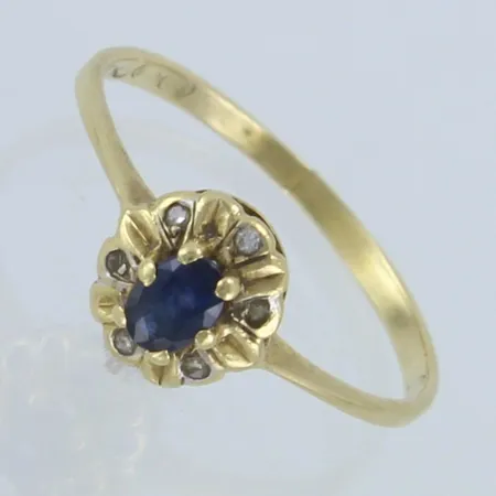 Viallinen kivisormus timanteilla 6xn.0.005ct, koko noin 15¾, 585br, Paino: 0,9 g