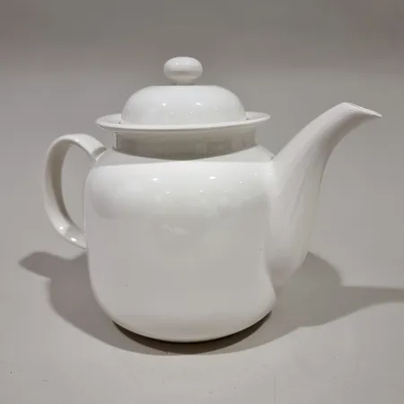 Teekannu, Arabia, Arctica, valkoinen, korkeus 18cm