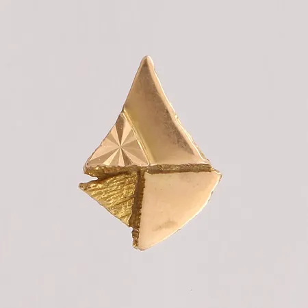 Riipus, korkeus 16mm, 585,  Paino: 0,8 g