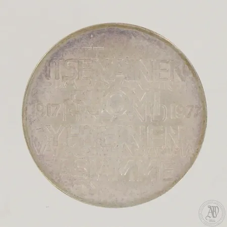 Juhlaraha Itsenäinen Suomi 60 vuotta, nimellisarvo 10mk, 500,  Paino: 21,9 g