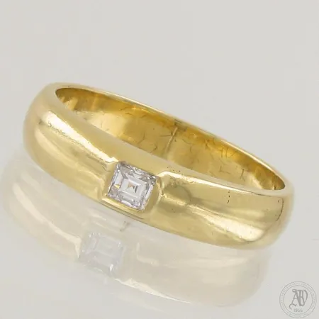 Timanttisormus 1xn.0.25ct princess-hiontainen, pieniä käytön jälkiä, koko 20¼, 750,  Paino: 7,8 g