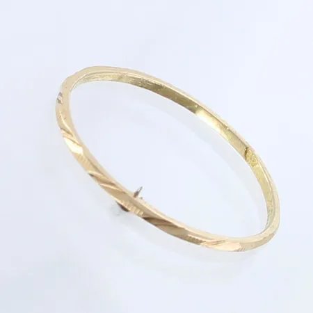 Kuvioitu sormus, koko 18½, 750,  Paino: 0,7 g