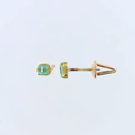 Kivikorvakorut, kiven mitat 3,2x4,4mm, kierretaustoilla, leimaamaton 585br,  Paino: 1,2 g