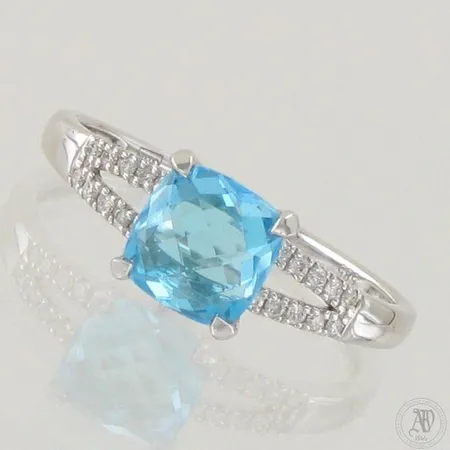Sinitopaasi-sormus timanteilla 20xn.0.005ct, koko 18, rasia ja todistus Kultajousi, 585br valkokulta,  Paino: 2,6 g