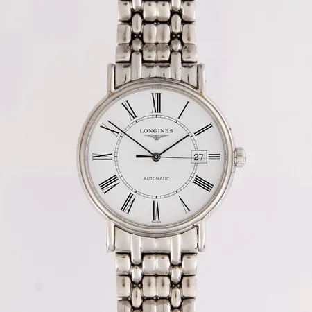 Teräsrannekello, Longines, Presence, Automaatti, rungon Ø 38mm, lasissa pieniä käytön jälkiä, rungossa käytön jälkiä, kaiverrettu, ref.L49214116, laatikko, jatkopalat ja takuukortti