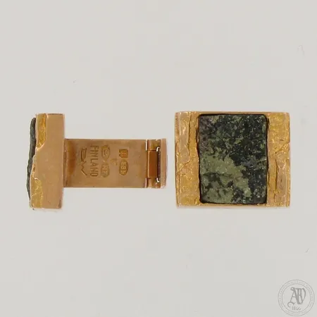 Kivikalvosinnapit, kuparimalmia, Björn Weckström, Lapponia, korkeus ja leveys 13mm ja 15mm, valmistettu 1970, 585br,    Paino: 15,4 g