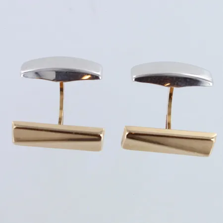 Kalvosinnapit hopea perillä, mitat 20x8mm, 585br,  Paino: 5,6 g