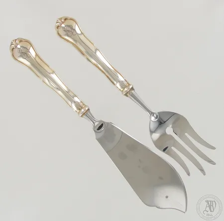 Kakkuatrain ja -veitsi, pituus 210mm ja 245mm, Chippendale, kaiverrettu, 830br,  Paino: 122,8 g