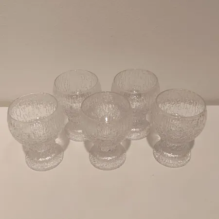 Viisi juomalasia, Kekkerit, Iittala, korkeus 90mm,  Lähetetään postipakettina.