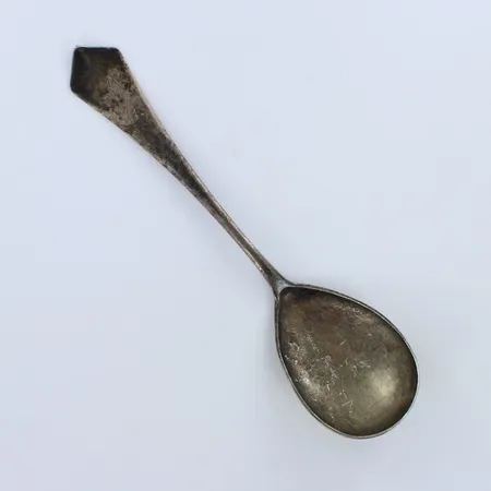 Pieni perunalusikka, kolmikula, kaiverrettu, pituus 169mm, 813h,  Paino: 29,8 g