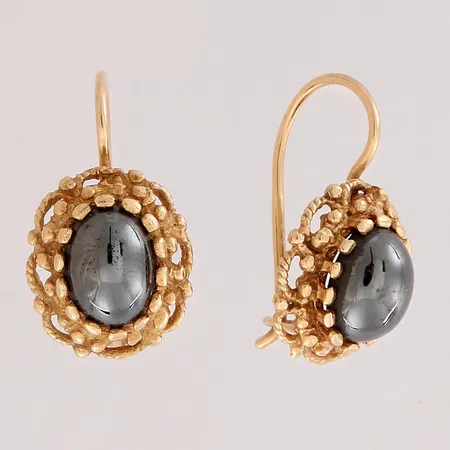Kivikorvakorut, korkeus 18mm, 585br, Paino: 3,3 g