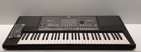 Syntetisaattori Korg PA600,  virtapiuha, Ei lähetetä, nouto ainastaan myymälästä
