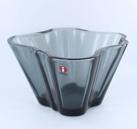 Kulho Iittala, Alvar Aalto, 75mm, harmaa Lähetetään postipakettina.
