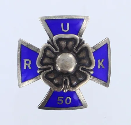 RUK-risti 50, korkeus 35mm, kaiverrettu,  813br,  Paino: 11,9 g